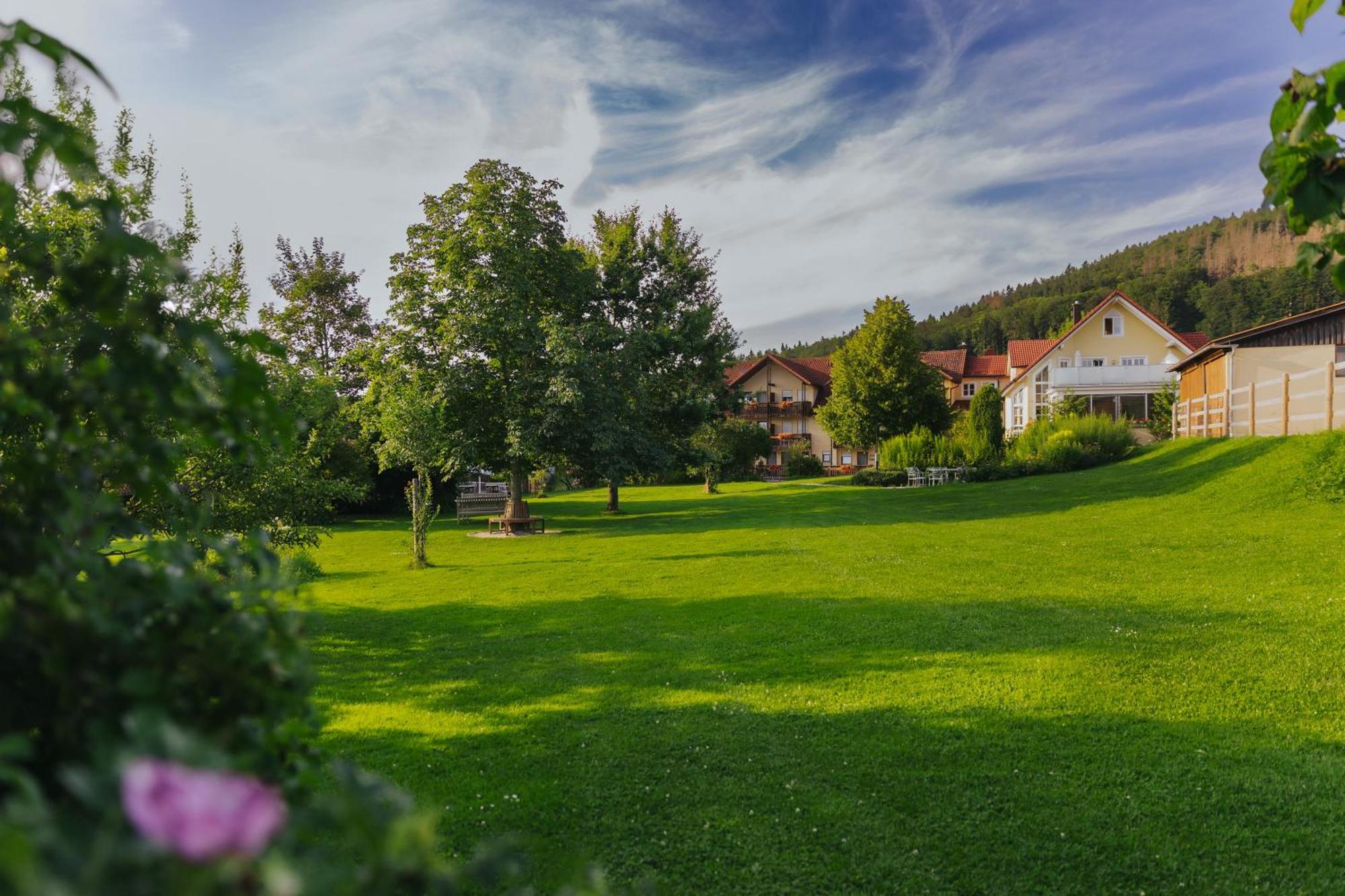 Landgasthof Zum Hirschen Kemnath ภายนอก รูปภาพ